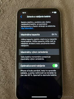 iPhone XR Biely 128 GB - 4