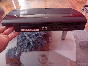 PS3 super slim - 4