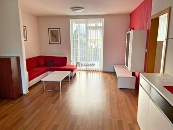 EXKLUZÍVNE: Prenájom priestranného 3-izbového bytu s 2 balkó - 4