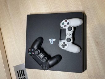 Playstation 4 Pro 1TB HRY - 4