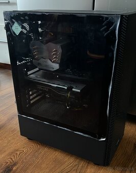 Predám PC RX 580 I5 4590 - 4