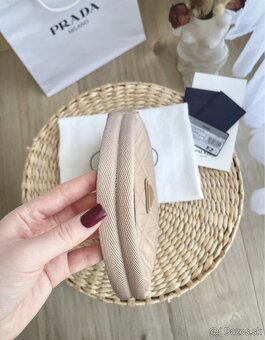 Dámska béžová originál Prada kabelka - 4