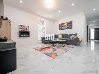 Nová ponuka- Branč- 670 m2- Novostavba- 3i dom - 4