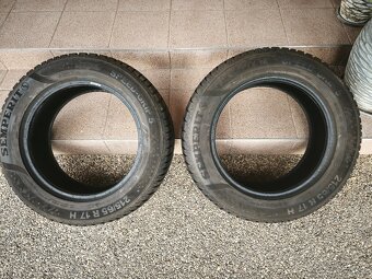 Zimné pneu 215/65R17 Barum Polaris5 a Semperit speed-grip5 - 4