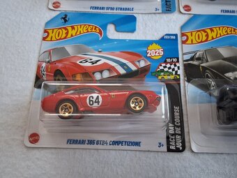 Hot Wheels-FERRARI - 4