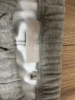 Essentials suprava - 4