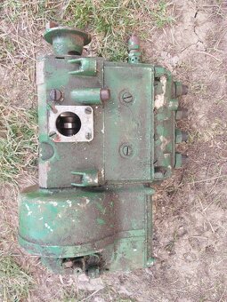 Vstrekovacie čerpadlo Zetor super 50 - 4