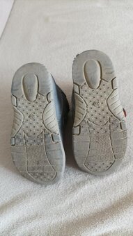 Sivé kožené kotníkové topánky v.24 - 4