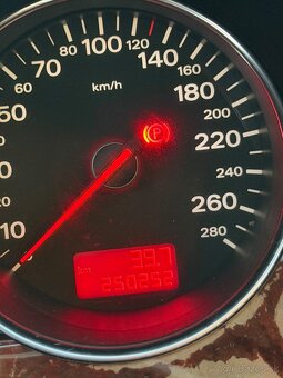 Audi a8 d3 3.0 171kw - 4