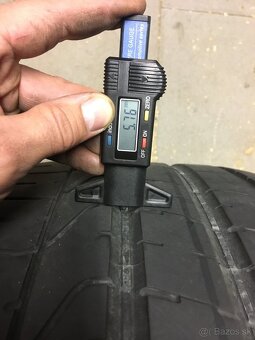 Pirelli 295/35 R21 letné - 4