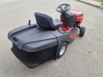 Traktorova kosacka Jonsered LT2213C (Husqvarna) - 4