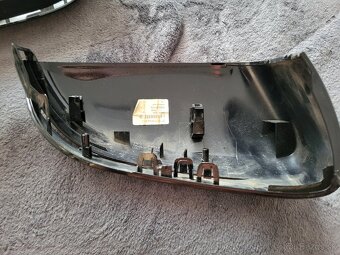 Predám orig.BMW kryt spätného zrkadla na G30-G31 - 4
