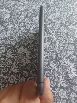 Predám i phone 11 - 4