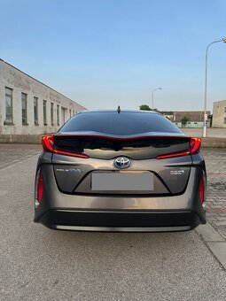 Toyota Prius 1.8 Plug-in Hybrid - 4