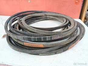 Predám náhradné diely na PRAGU V3S trojstranný sklápač. - 4