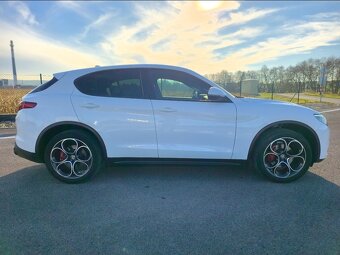 Alfa Romeo Stelvio 2.0 Q4 2022 - 4