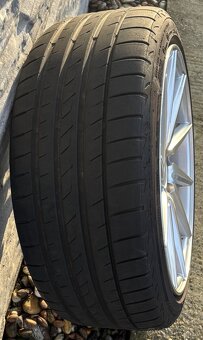 Predám 4 ks diskov + pneu a šróby - 4