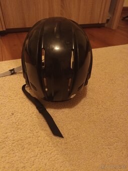 Hokejová prilba - 4
