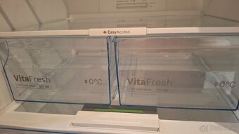 Chladnička s mrazničkou Bosch - 4