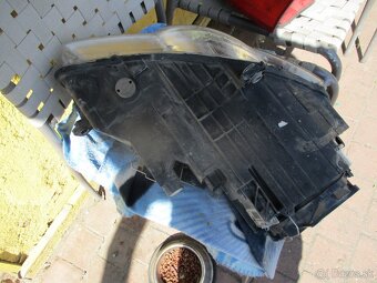 Passat B6 lave predne svetlo xenon - 4