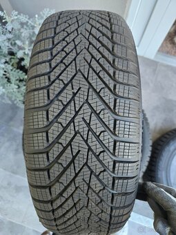 Zanovne Zimne pneumatiky 205/60 r16 Pirelli Dot2024 - 4