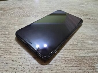 Iphone XR 64gb plnefunkcny ma len bezne znamky pouzivania al - 4
