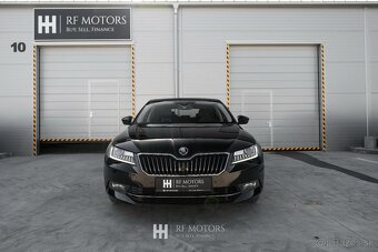 Škoda Superb - 4