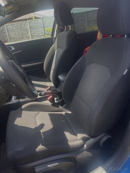 KIA CEED SW - 4