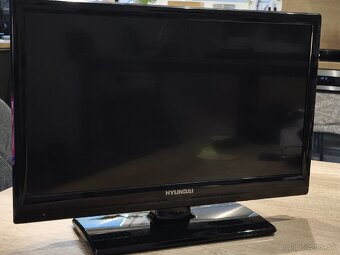 TV - monitor s DVD 20" - 4