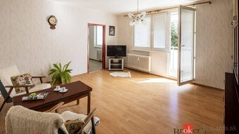 3 izbový byt 72 m2 s balkónom 4,4 m2, Brezová pod Bradlom - 4