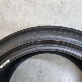 Letné pneumatiky 255/45 R19 PIRELLI DOT2722 - 4