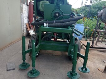 Predám zánovnú vrtnú súpravu s náradím - 4