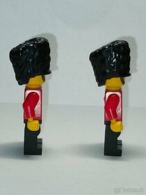 Lego postavička Royal Guard - 4