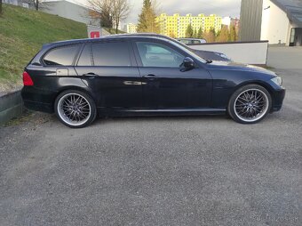 BMW e91 2009 - 4