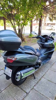 predam Honda SilverWing 400 - 4