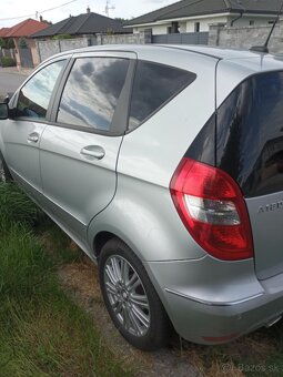 Mercedes A 180 - 4