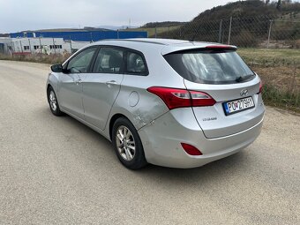 Hyundai i30 1.6crdi - 4