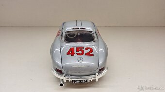 1:18 MERCEDES-BENZ 300SL No. 452 - 4