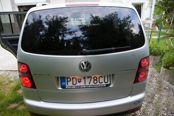 VW Touran 2,0Tdi 103kW r.v. 02/2008 - 4