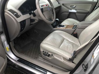 Volvo XC 90 - 4