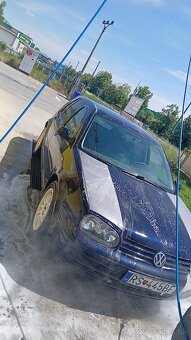 Golf 4 - 4