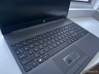 Predám ako nový pocitac HP - 4