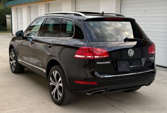 VW Touareg 3.0 V6 TDI Exclusive - 4
