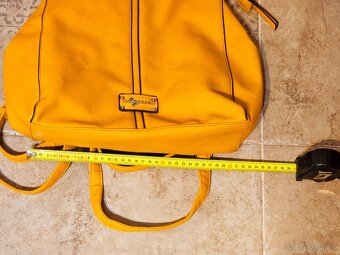 Taška alebo ruksak s popruhmi zn. Segue.. - 4