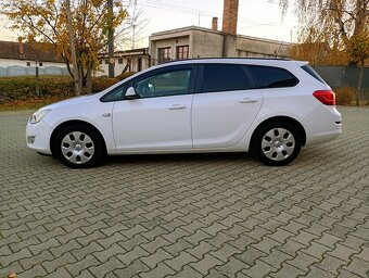 OPEL ASTRA 1.7CDTI 125K SPORT TOURER - 4