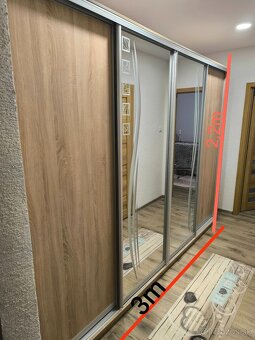 Skriňa a botnik - 4