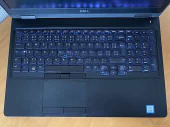 Predám Novy Latitude 5590 - 4