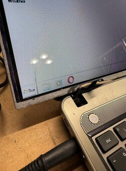 Predám obrazovku do notebooku 15,6" LED display 40pin E - 4