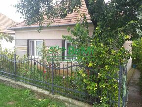 Predaj útulný starší 3 izbový dom(chalupa) v obci  Čápor,3D  - 4