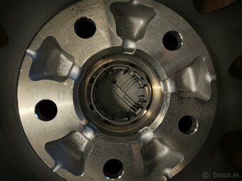 MAZDA R18 ORIG.ALU/NEPOUZITE/ - 4